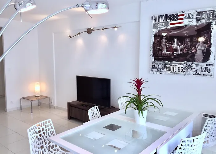 Appartements Cannes Apartment *