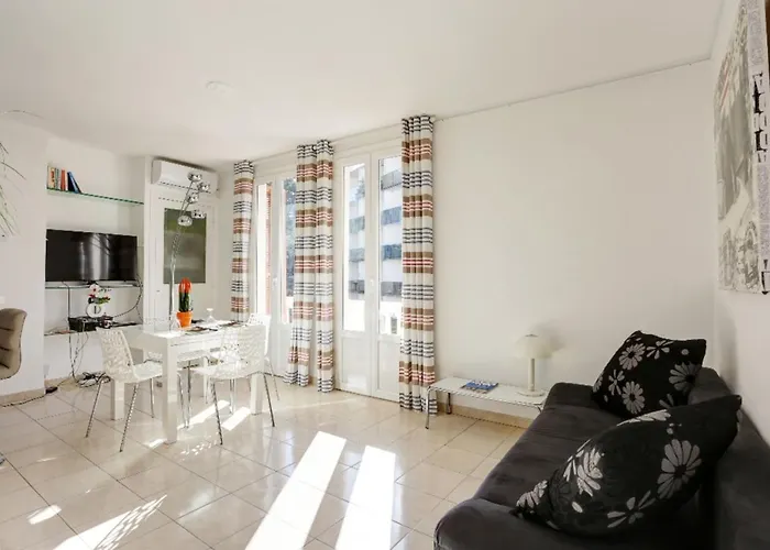 Apartment Appartements Cannes *