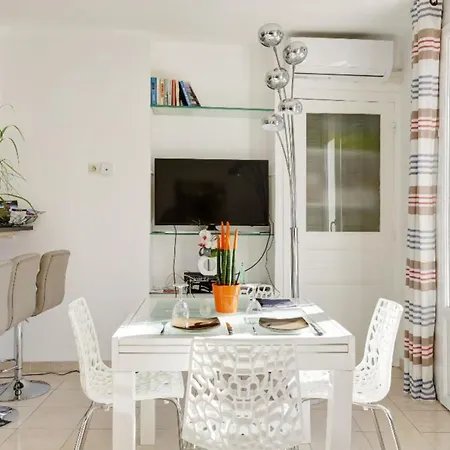 Appartements Cannes Apartman *